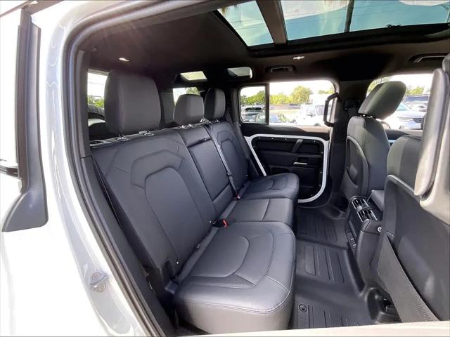 2026 Land Rover Defender P400 X-Dynamic SE