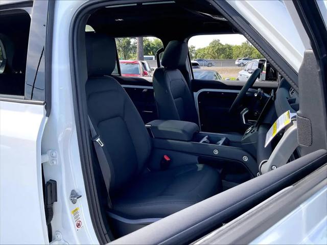 2026 Land Rover Defender P400 X-Dynamic SE