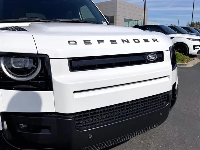 2026 Land Rover Defender P400 X-Dynamic SE