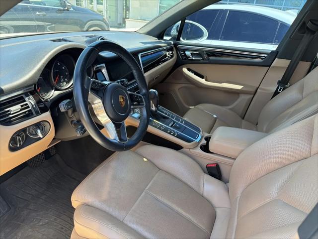 2021 Porsche Macan Macan
