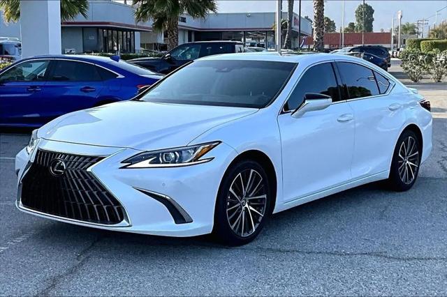 2025 Lexus ES 300h ES 300h