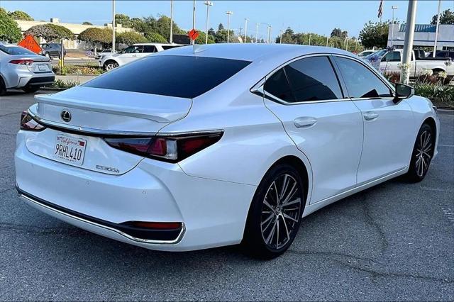 2025 Lexus ES 300h ES 300h