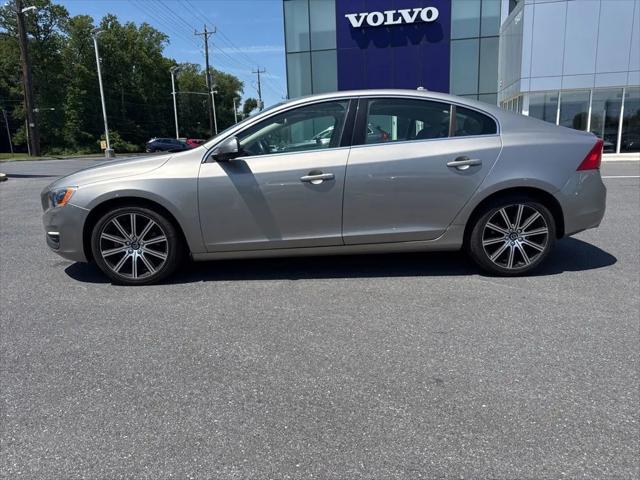 2016 Volvo S60 Inscription T5 Platinum