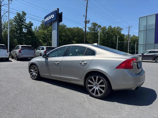 2016 Volvo S60 Inscription T5 Platinum