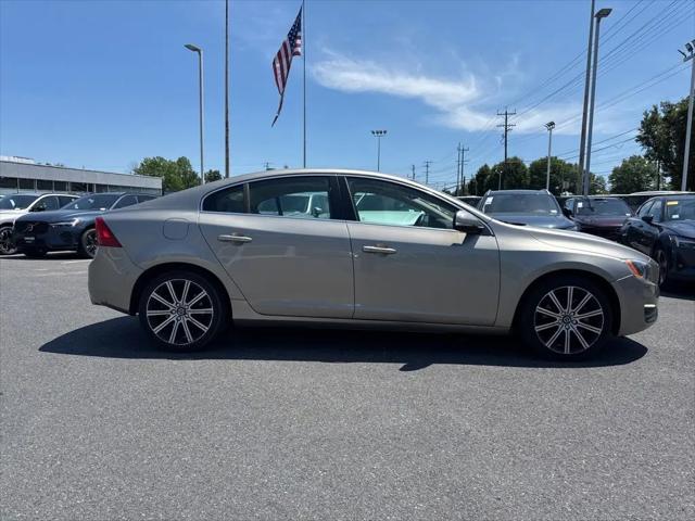 2016 Volvo S60 Inscription T5 Platinum