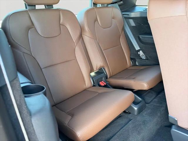 2023 Volvo XC90 Recharge T8 Plus Bright Theme 7-Seater