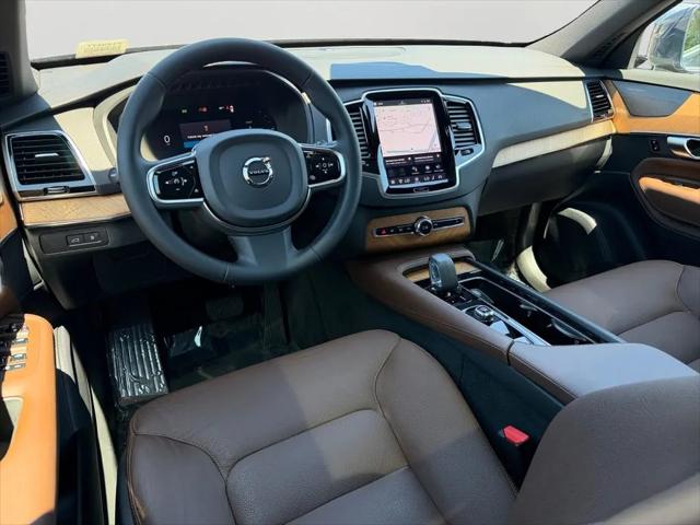 2023 Volvo XC90 Recharge T8 Plus Bright Theme 7-Seater