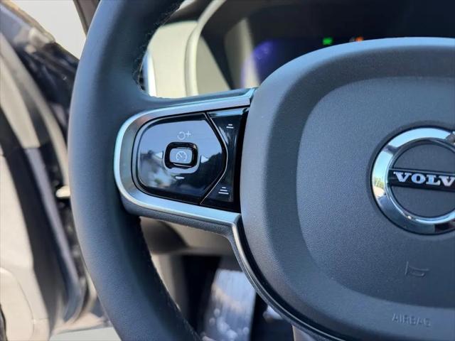 2023 Volvo XC90 Recharge T8 Plus Bright Theme 7-Seater