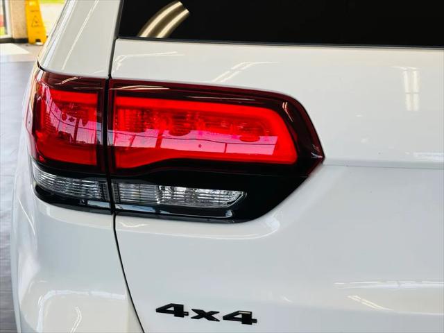 2021 Jeep Grand Cherokee Laredo X 4x4