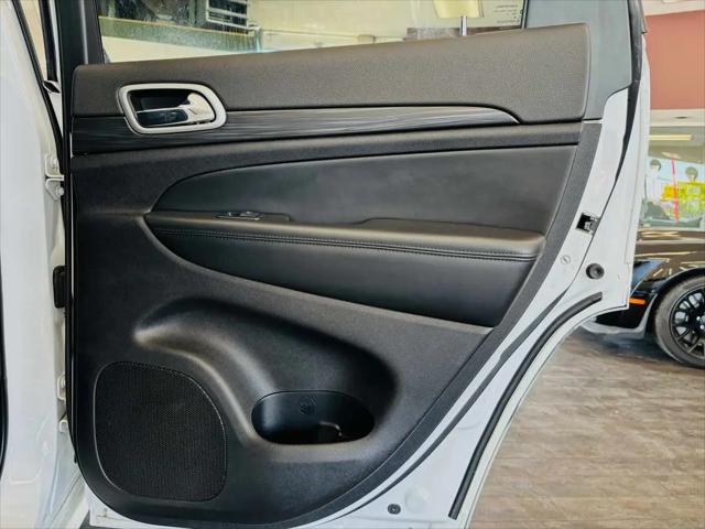 2021 Jeep Grand Cherokee Laredo X 4x4