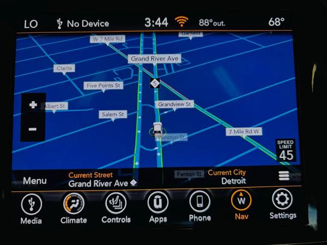 2021 Jeep Grand Cherokee Laredo X 4x4