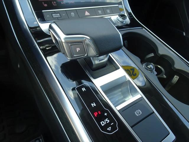 2021 Audi Q8 Premium Plus 55 TFSI quattro Tiptronic