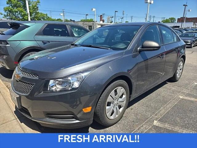 2013 Chevrolet Cruze LS Manual
