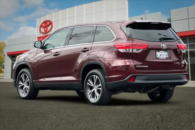 2019 Toyota Highlander LE