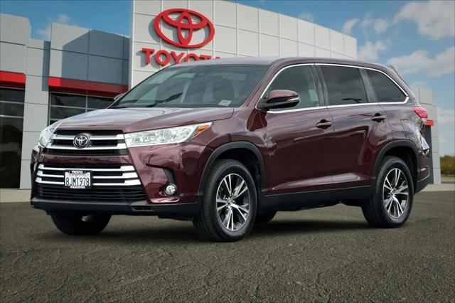 2019 Toyota Highlander LE