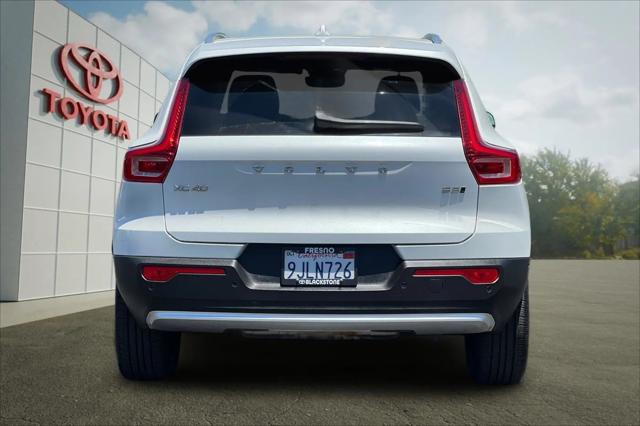 2024 Volvo XC40 B5 Plus Bright Theme