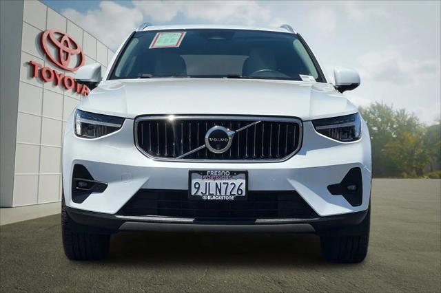 2024 Volvo XC40 B5 Plus Bright Theme