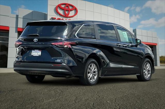 2022 Toyota Sienna XLE