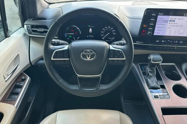 2022 Toyota Sienna XLE