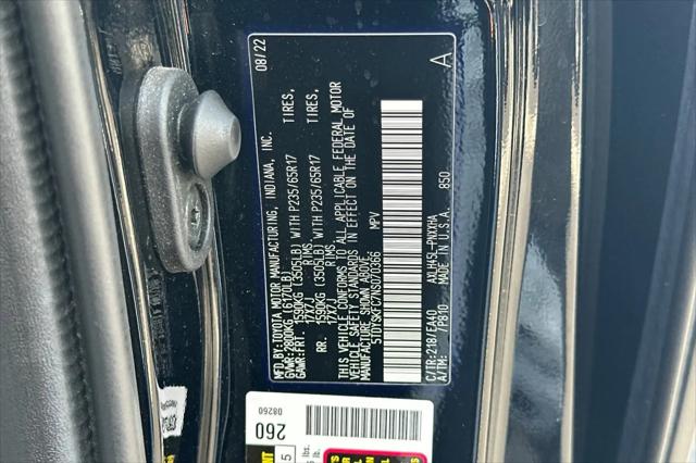 2022 Toyota Sienna XLE