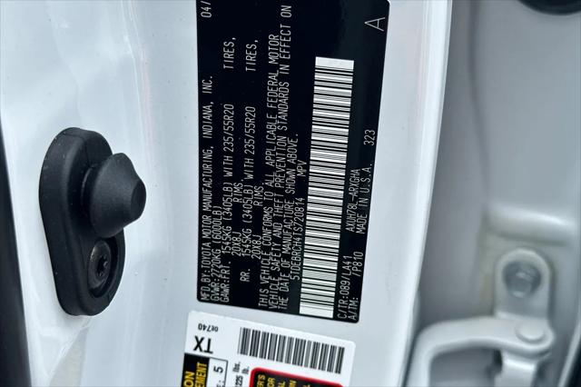 2026 Toyota Highlander Hybrid Platinum