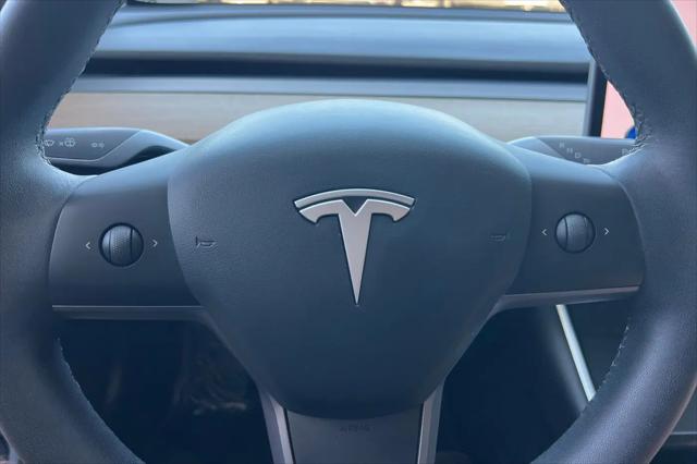2020 Tesla Model 3 Standard Range Plus Rear-Wheel Drive
