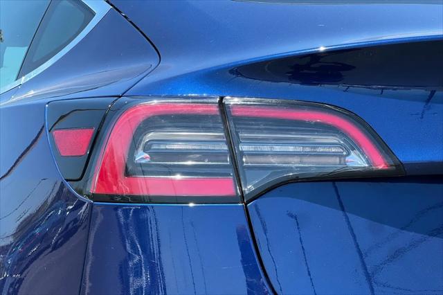 2020 Tesla Model 3 Standard Range Plus Rear-Wheel Drive
