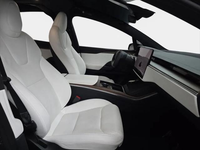 2022 Tesla Model X Dual Motor All-Wheel Drive