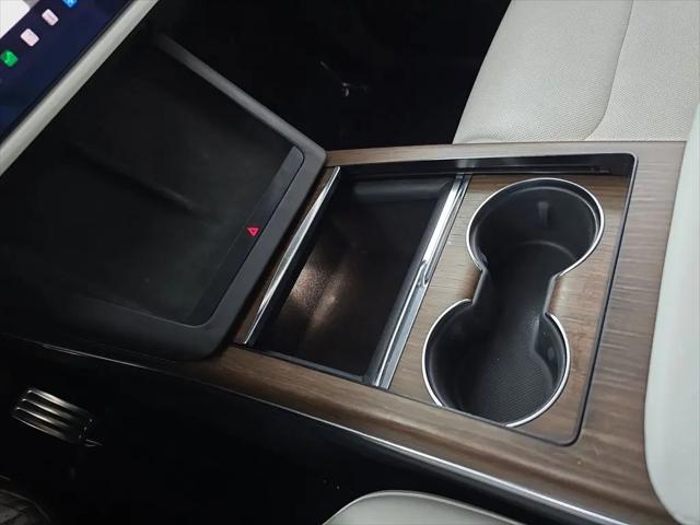 2022 Tesla Model X Dual Motor All-Wheel Drive