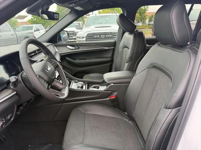 2026 Jeep Grand Cherokee L Altitude 4x4