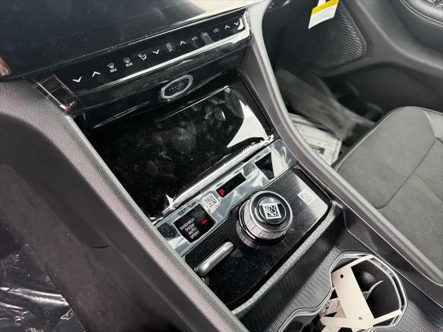 2026 Jeep Grand Cherokee L Altitude 4x4