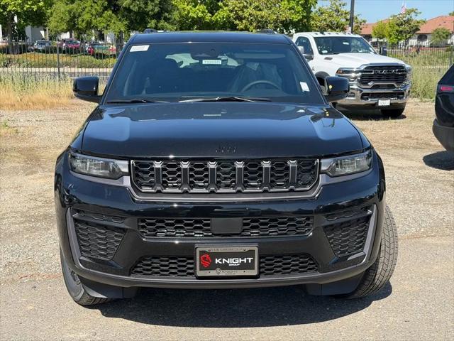 2026 Jeep Grand Cherokee L Altitude 4x4