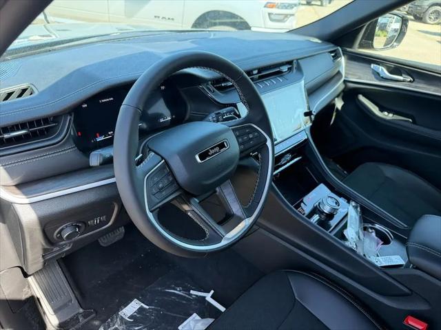 2026 Jeep Grand Cherokee L Altitude 4x4