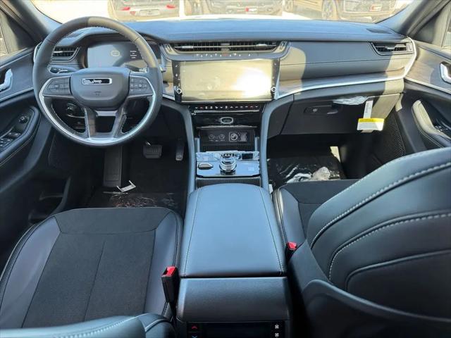 2026 Jeep Grand Cherokee L Altitude 4x4