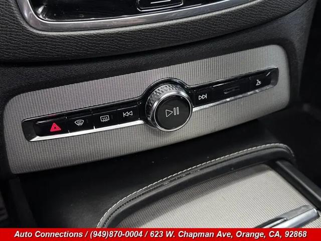 2018 Volvo XC90 T5 R-Design 5P