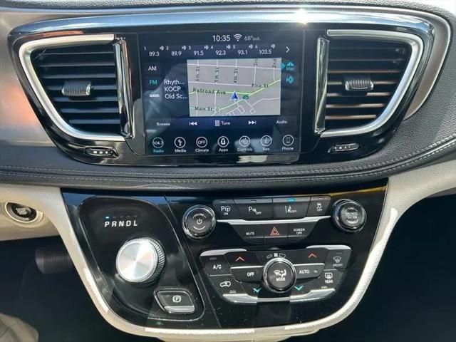 2018 Chrysler Pacifica Hybrid Limited