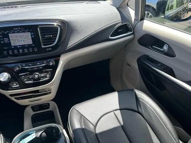2018 Chrysler Pacifica Hybrid Limited