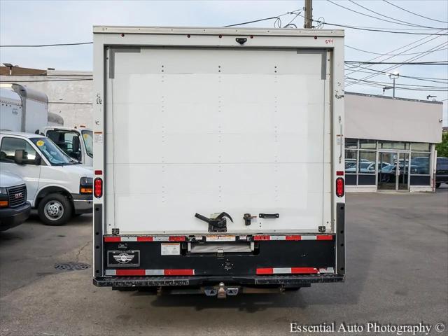2022 GMC Savana Cutaway Work Van