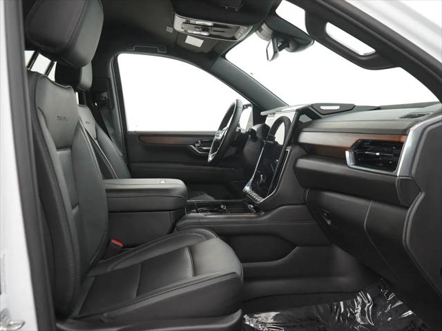 2025 GMC Yukon XL 4WD Denali