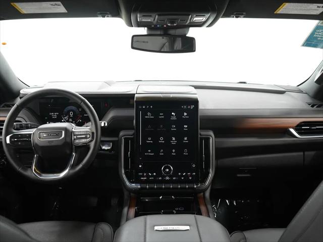 2025 GMC Yukon XL 4WD Denali