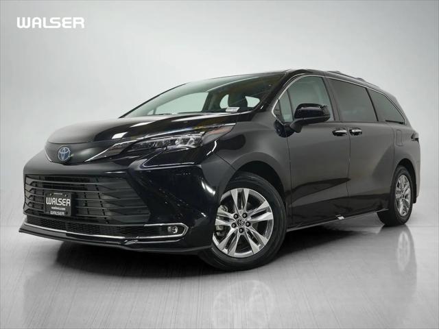 2024 Toyota Sienna XLE for sale in Bloomington, MN