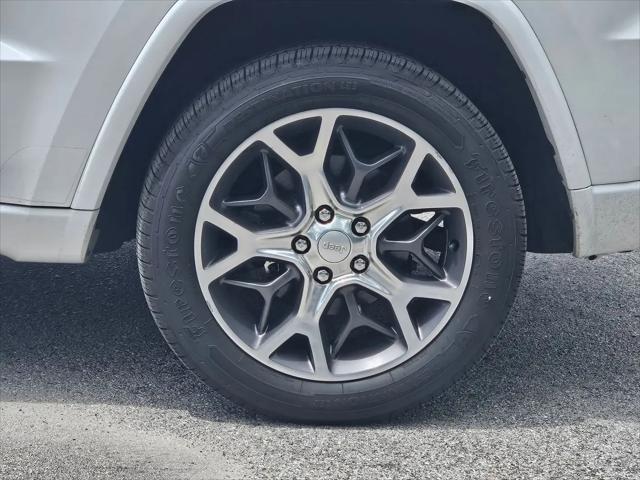2019 Jeep Grand Cherokee Overland 4x2