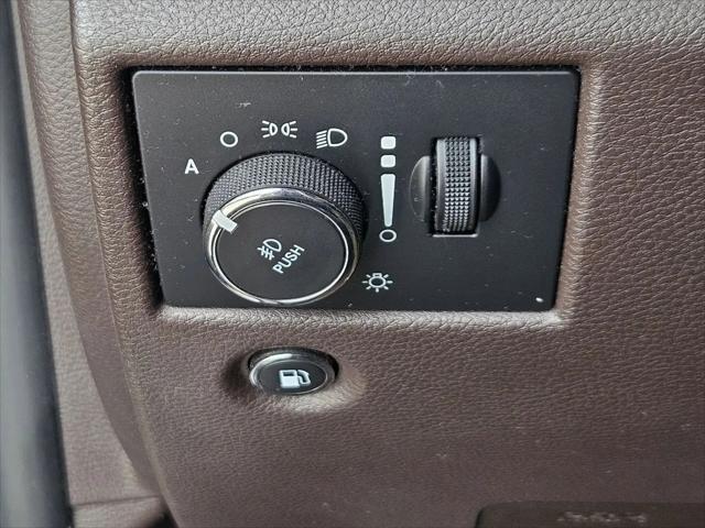 2019 Jeep Grand Cherokee Overland 4x2