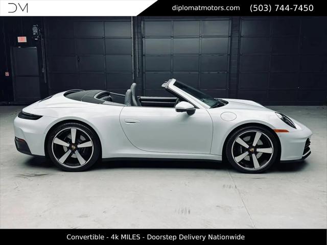 2025 Porsche 911 Carrera Cabriolet