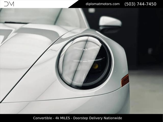 2025 Porsche 911 Carrera Cabriolet