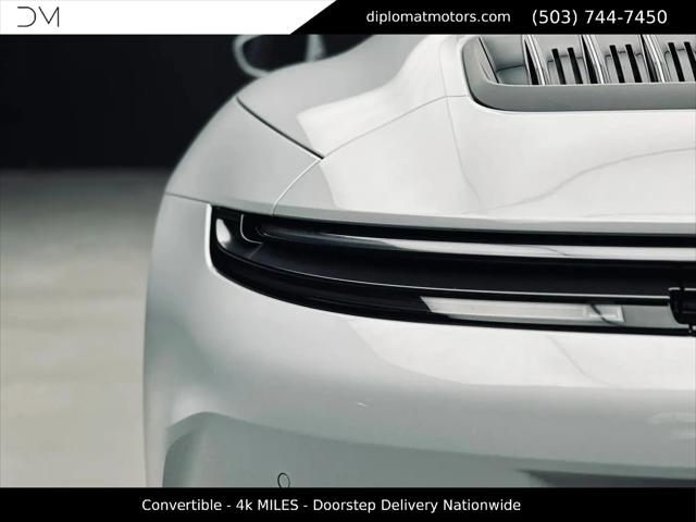 2025 Porsche 911 Carrera Cabriolet