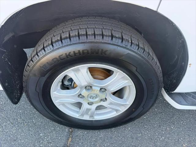 2010 Toyota Sequoia SR5 4.6L V8