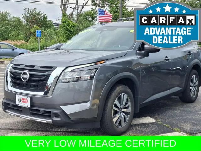 2024 Nissan Pathfinder SL 4WD