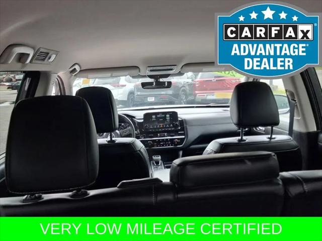 2024 Nissan Pathfinder SL 4WD