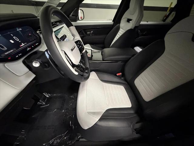 2025 Land Rover Range Rover Sport P635 SV Edition Two